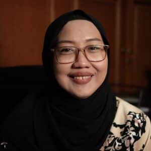 Suci Nuraini, S.E. — Tenaga Kependidikan FBE UII