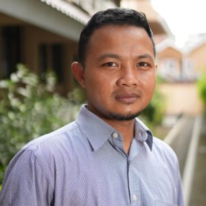 Sugiyanto — Tenaga Kependidikan FBE UII