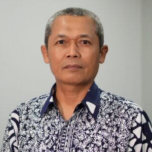 Suwardi, S.IP., M.IP. — Tenaga Kependidikan FBE UII