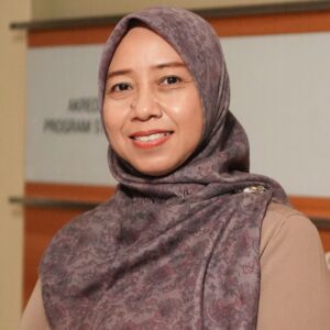 Tatik Handayani, A.Md. — Tenaga Kependidikan FBE UII
